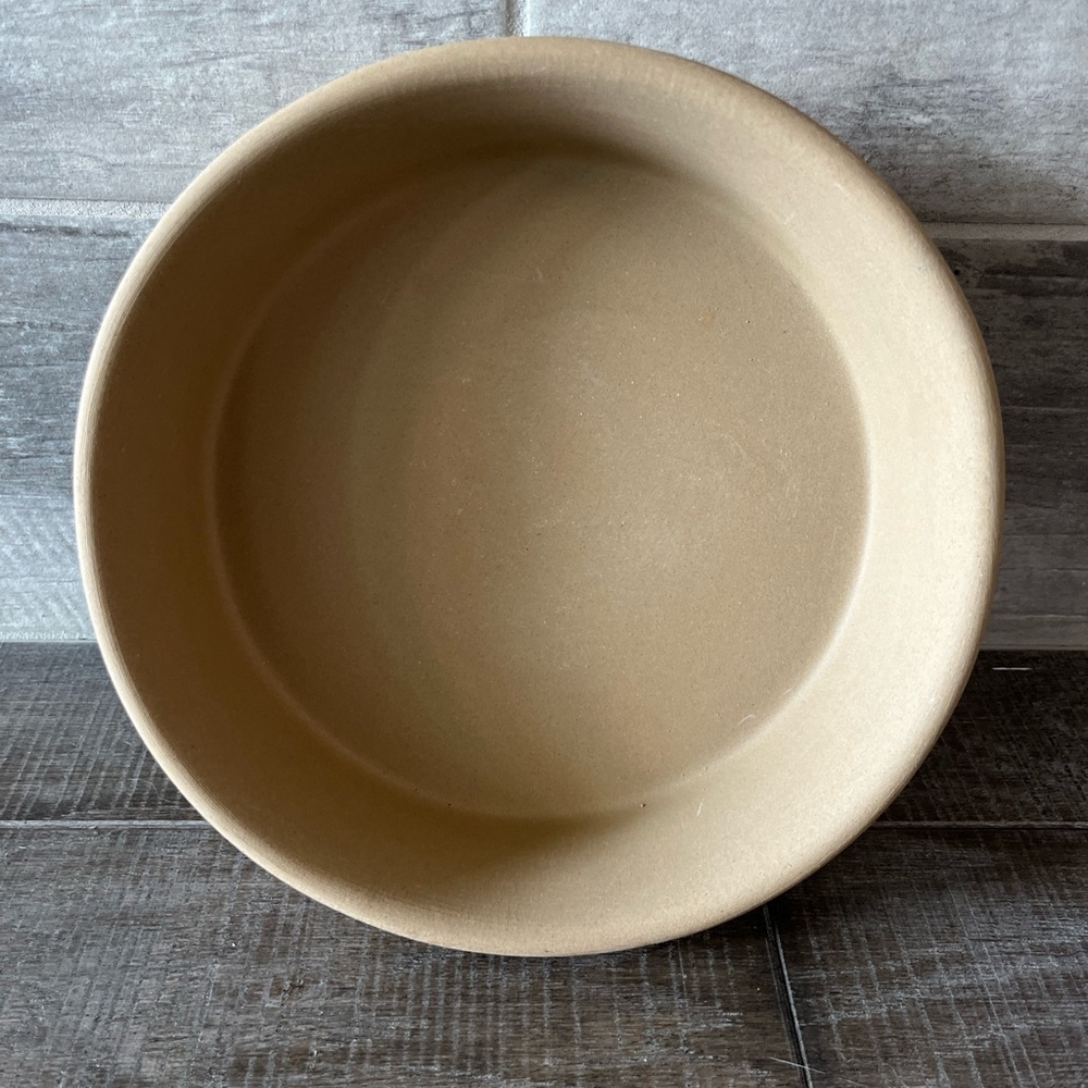 New Pampered Chef 8" Round Deep Dish Baking Pan Family Heritage Stoneware #088